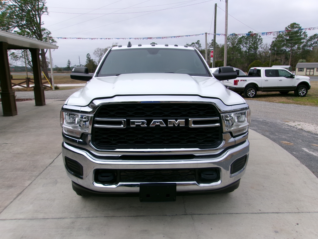 RAM 2500 Tradesman Crew Cab SWB 4WD 2022