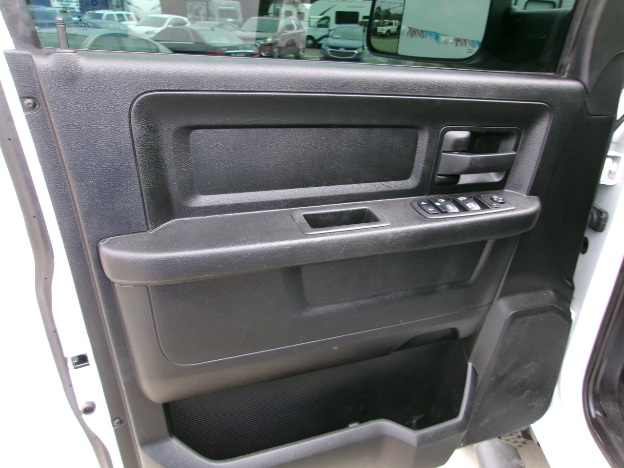 RAM 2500 Tradesman Crew Cab SWB 4WD 2022