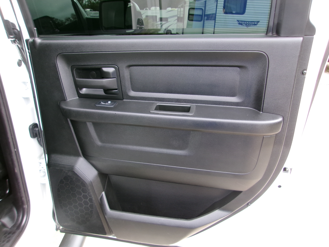 RAM 2500 Tradesman Crew Cab SWB 4WD 2022