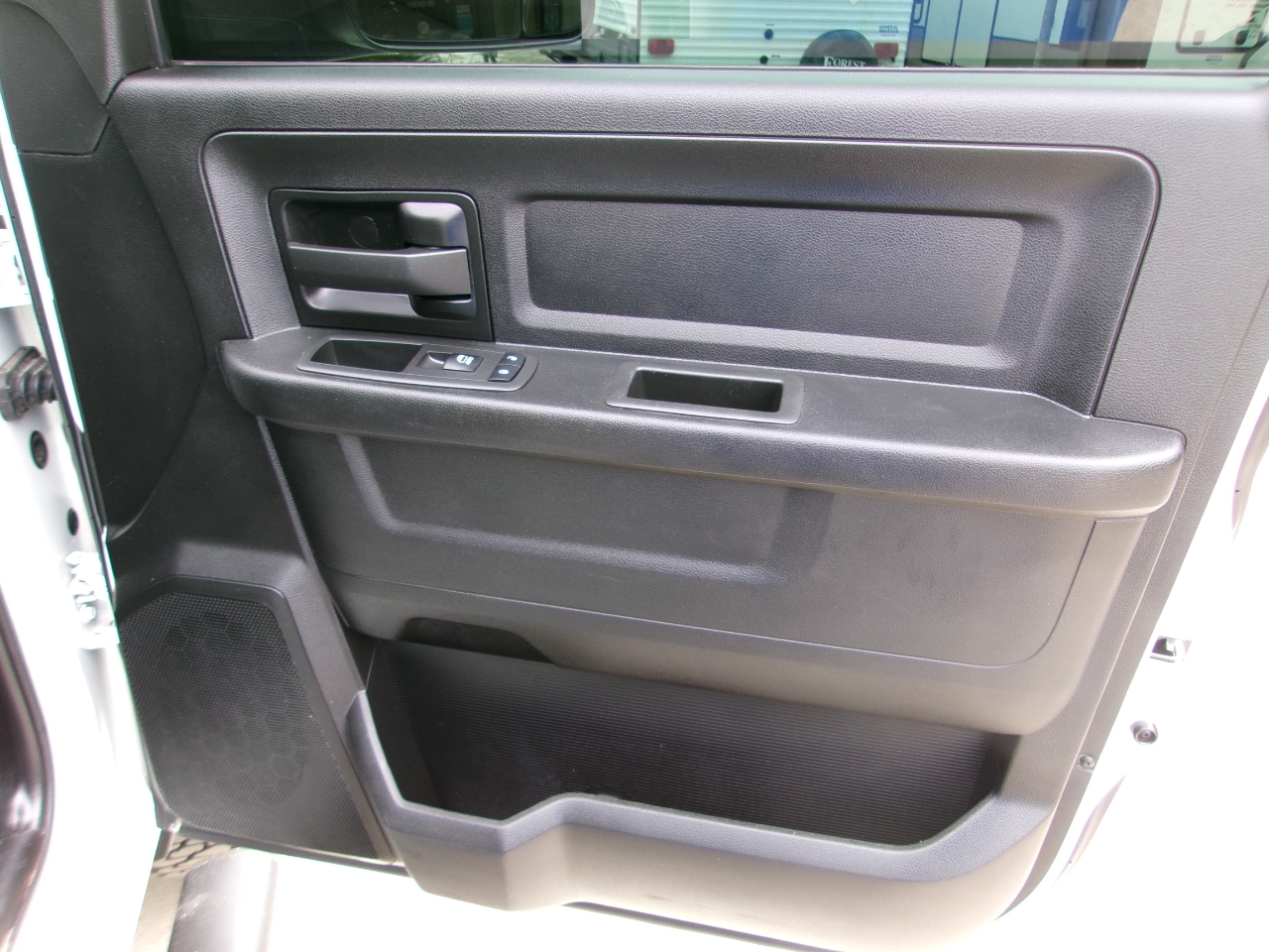 RAM 2500 Tradesman Crew Cab SWB 4WD 2022