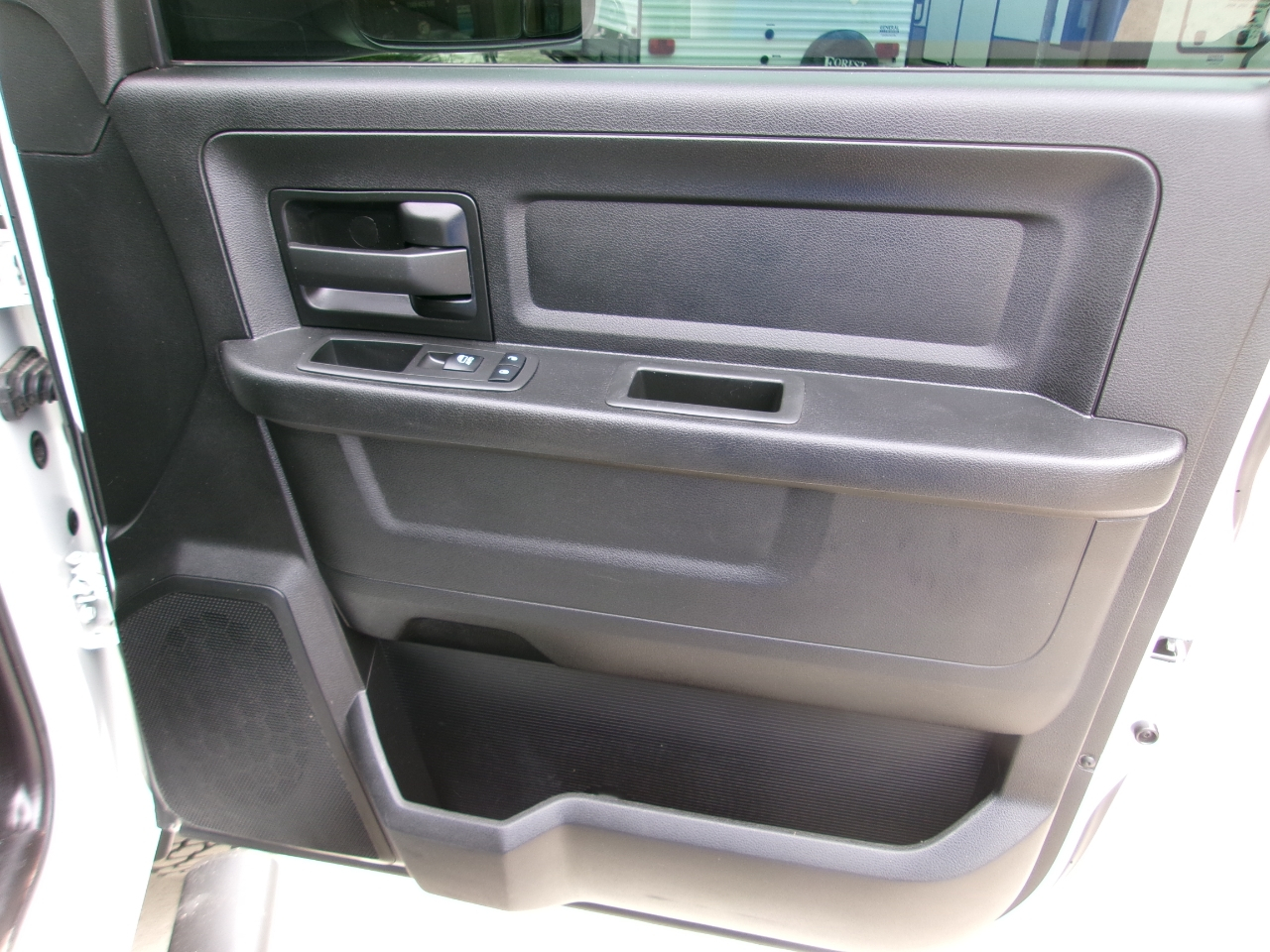 RAM 2500 Tradesman Crew Cab SWB 4WD 2022