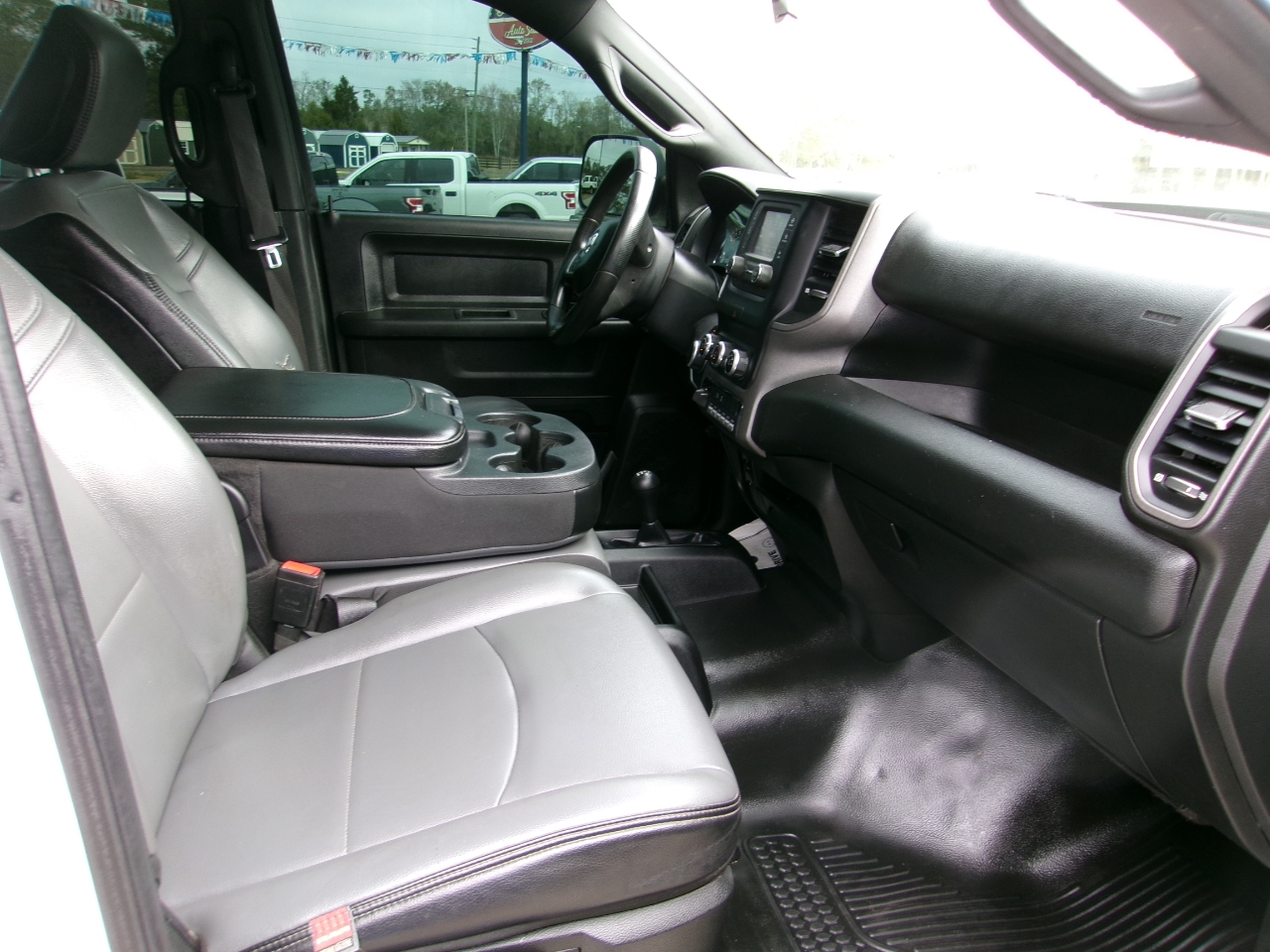 RAM 2500 Tradesman Crew Cab SWB 4WD 2022