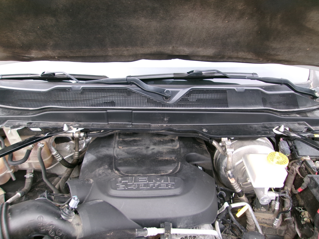 RAM 2500 Tradesman Crew Cab SWB 4WD 2022