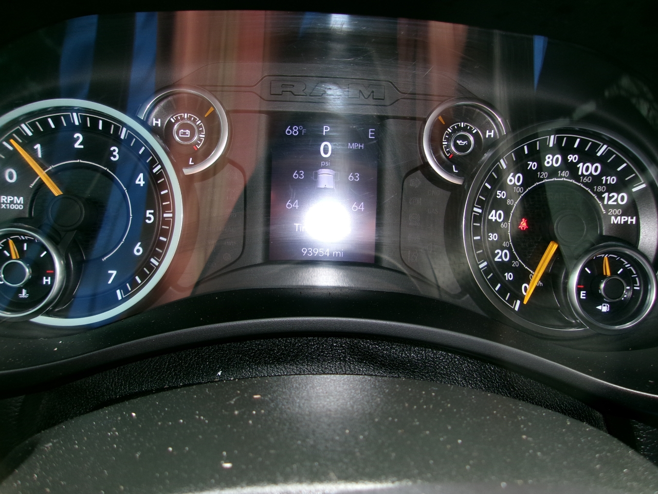 RAM 2500 Tradesman Crew Cab SWB 4WD 2022