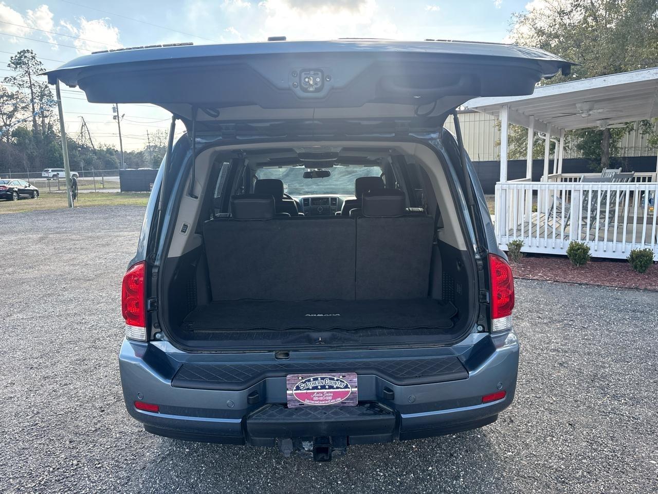 Nissan Armada Platinum 2WD 2010