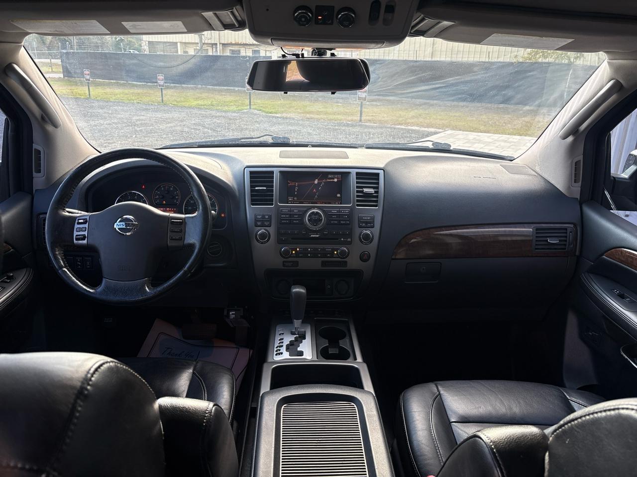 Nissan Armada Platinum 2WD 2010