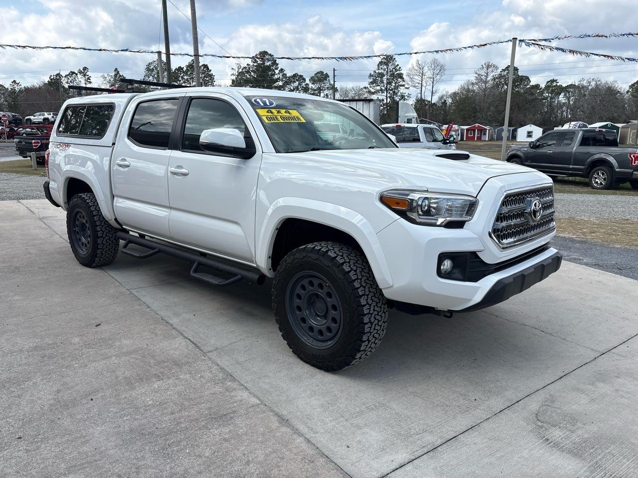Toyota Tacoma SR5 Double Cab Long Bed V6 6AT 4WD 2017