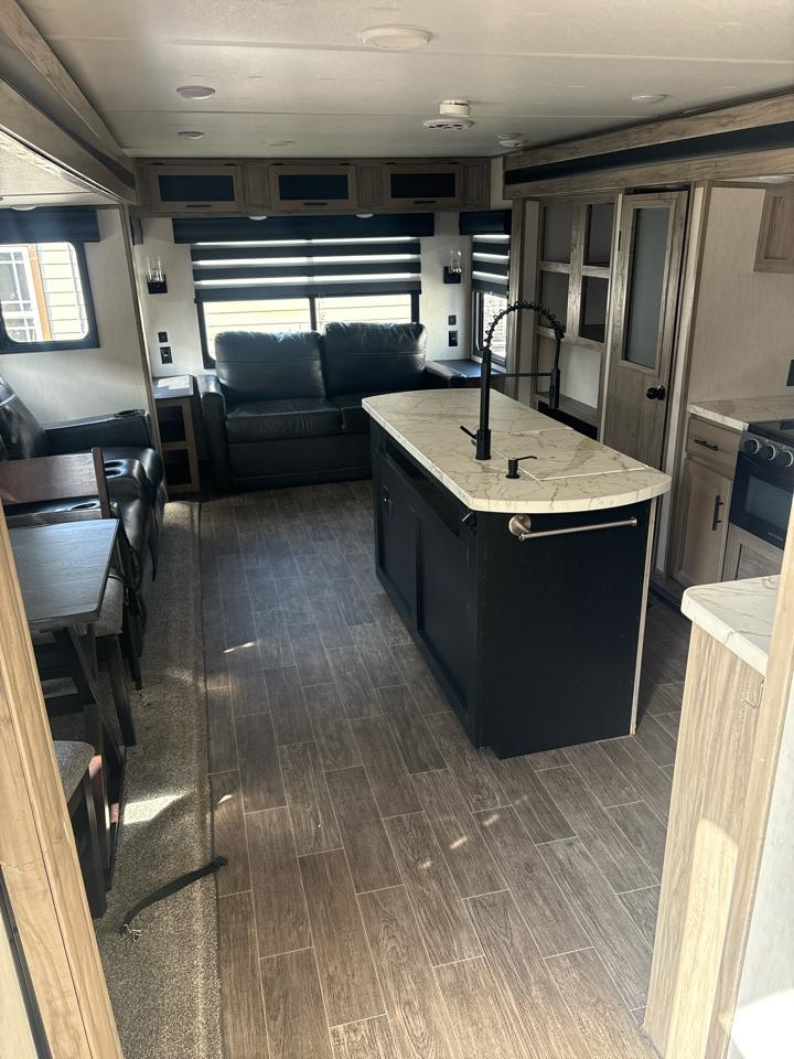 Forest River Alpha Wolf  2021