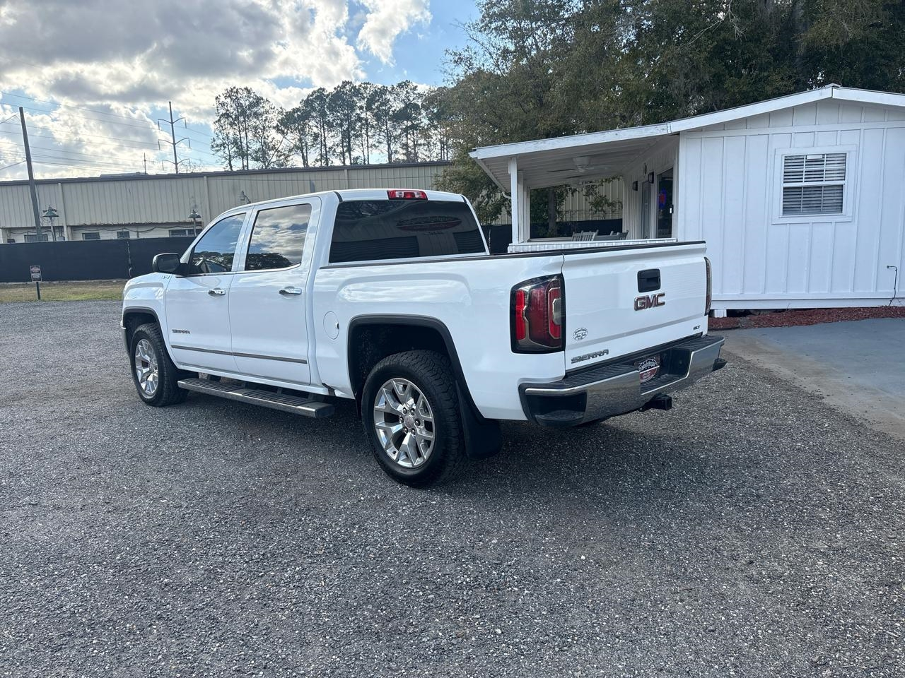 GMC Sierra 1500 SLT Crew Cab Long Box 4WD 2017