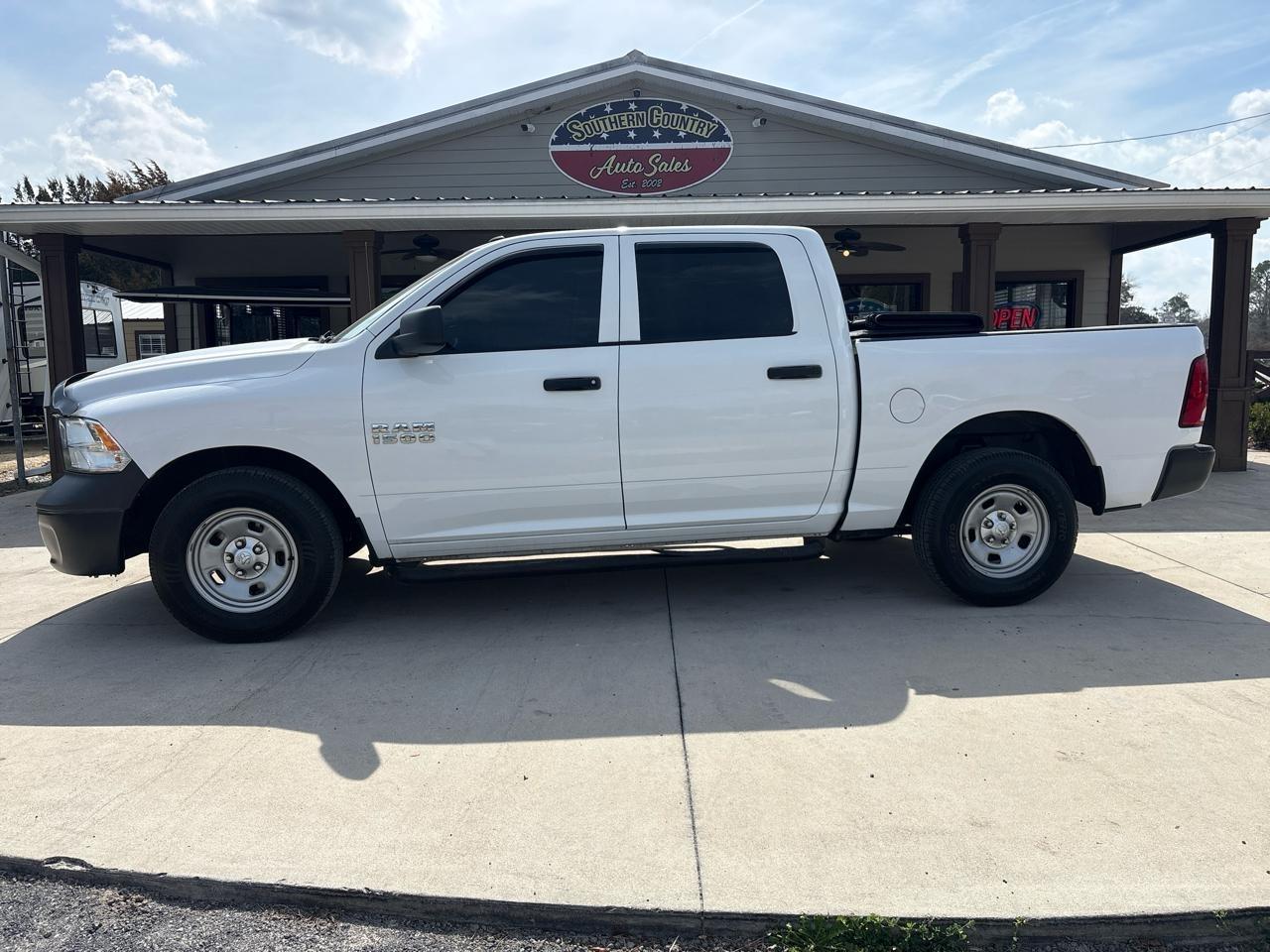 RAM 1500 Tradesman Crew Cab SWB 2WD 2018