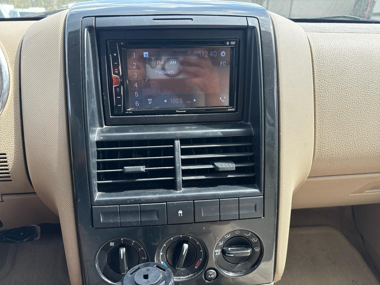 Ford Explorer XLT 4.0L 2WD 2007