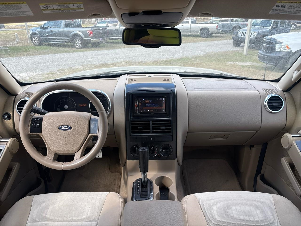 Ford Explorer XLT 4.0L 2WD 2007