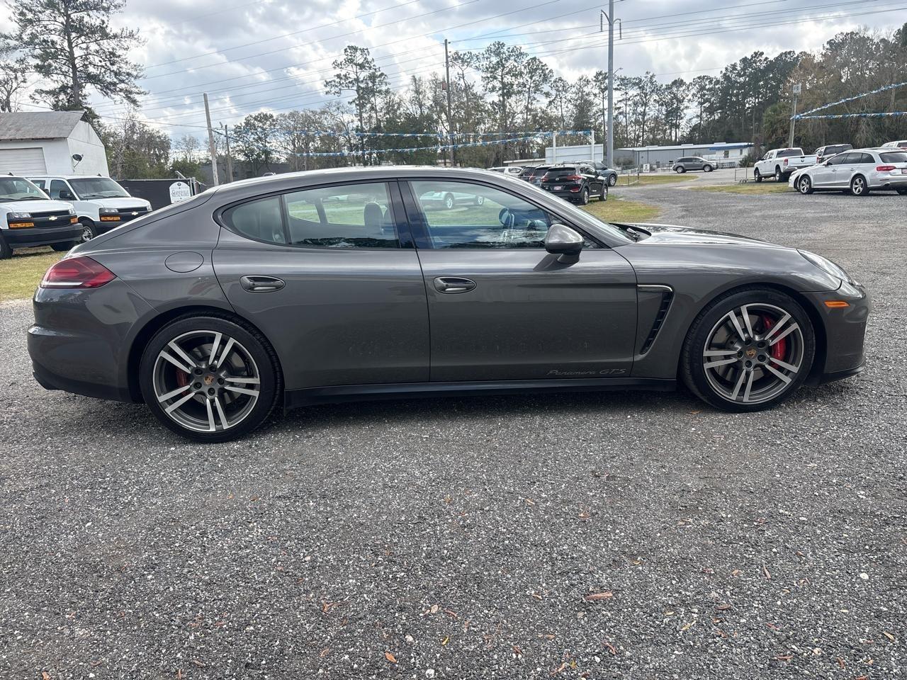 Porsche Panamera GTS 2014