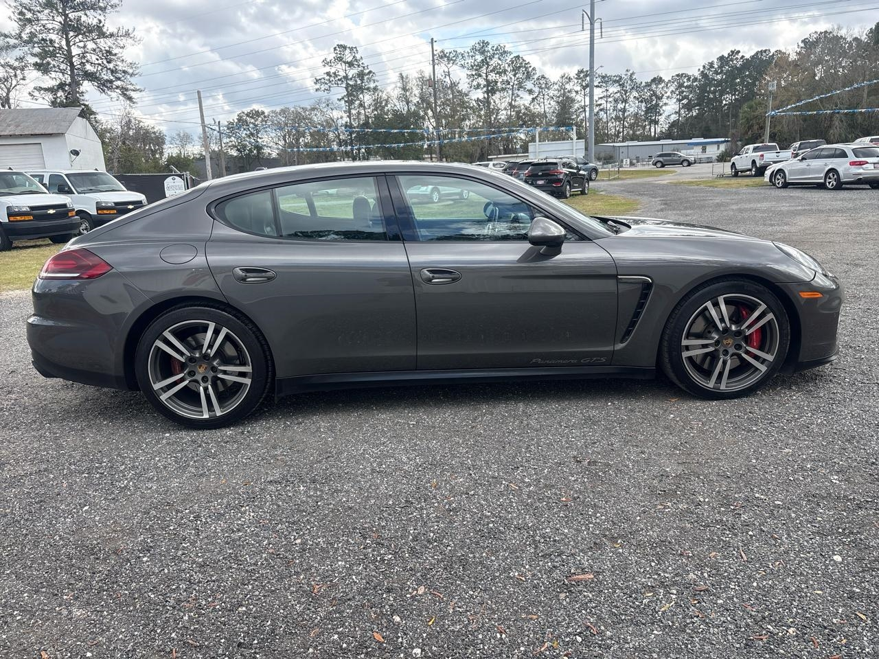 Porsche Panamera GTS 2014