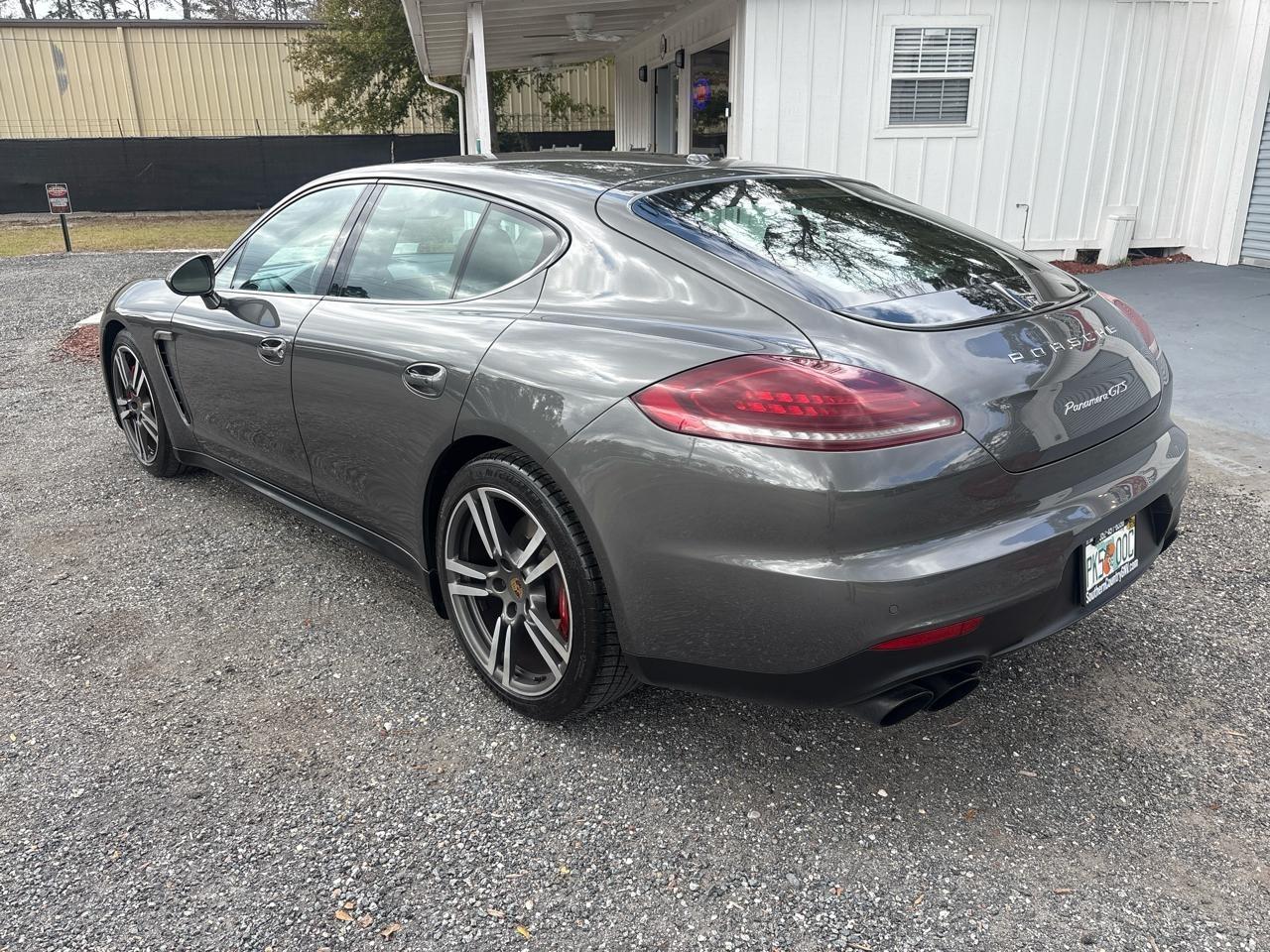 Porsche Panamera GTS 2014
