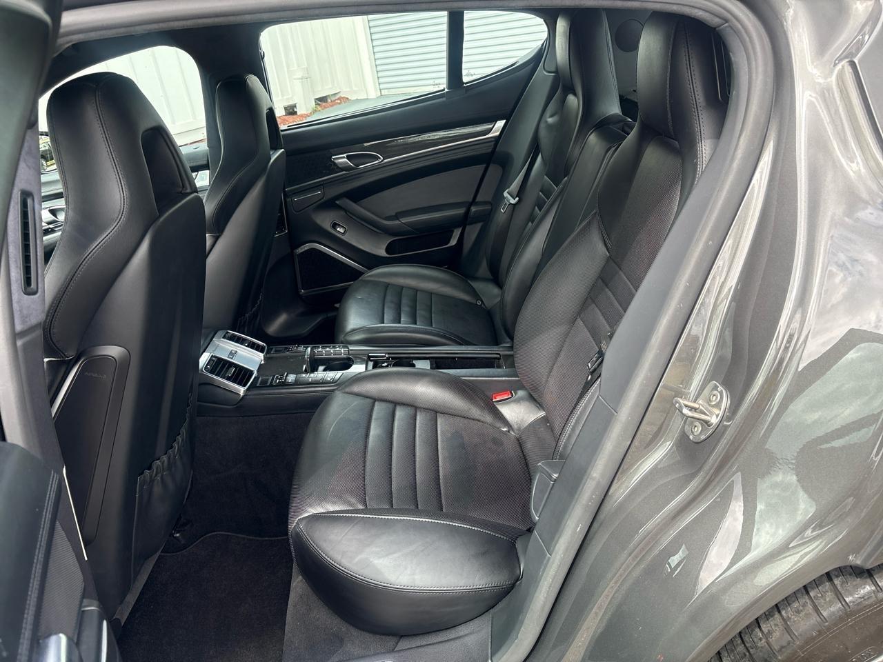 Porsche Panamera GTS 2014