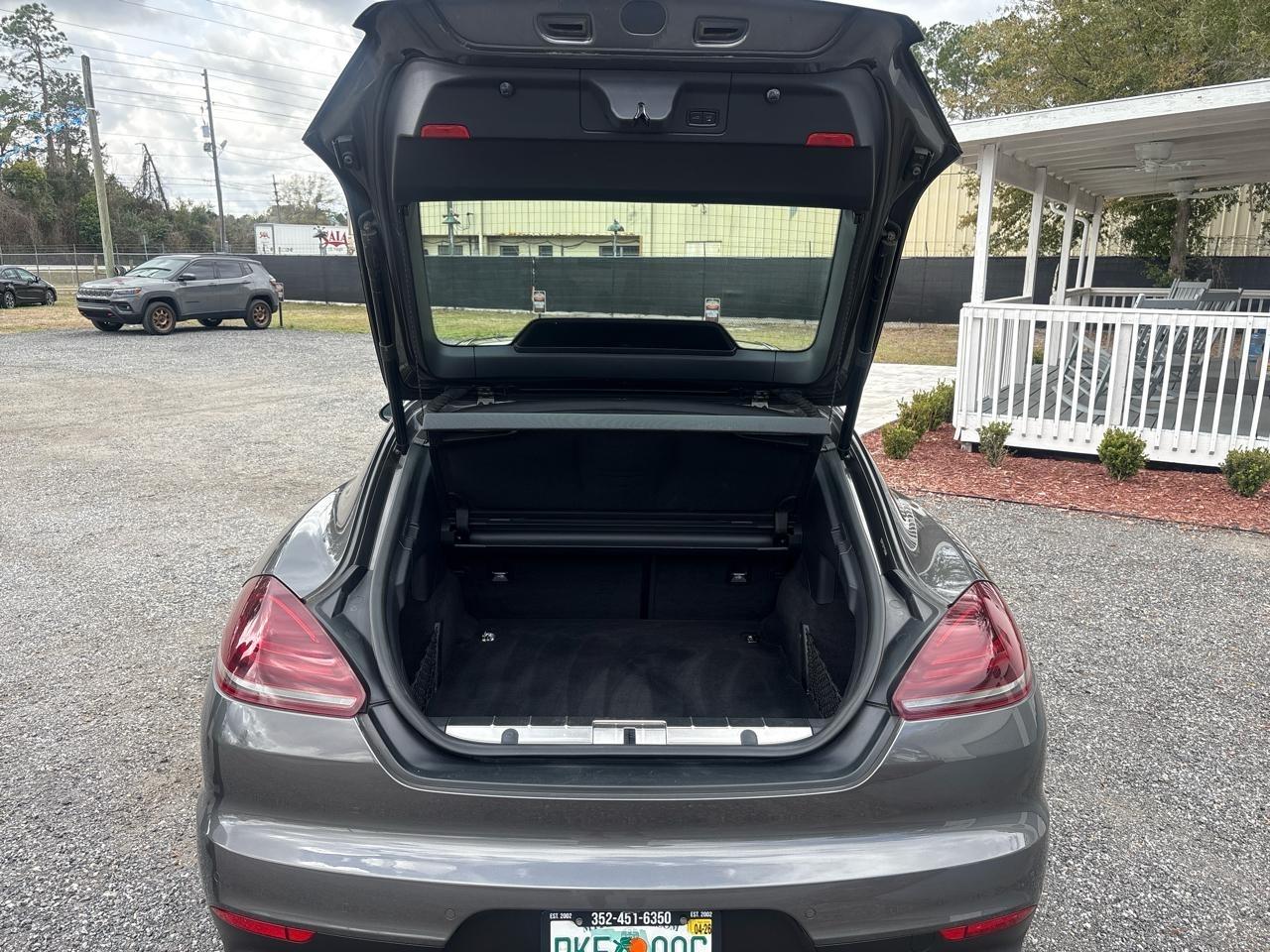 Porsche Panamera GTS 2014