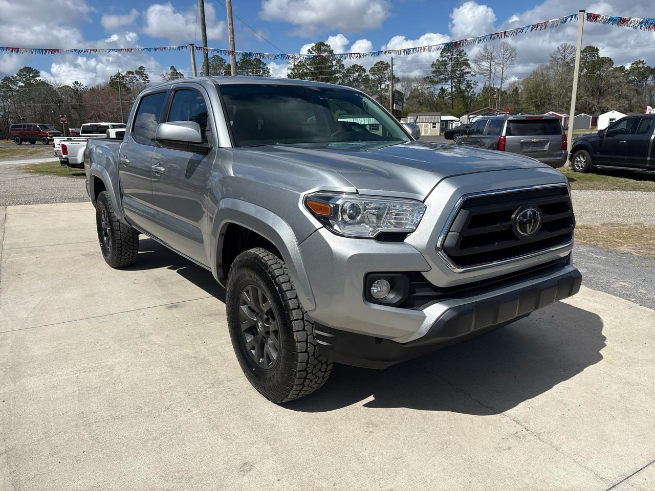 Toyota Tacoma SR5 Double Cab Long Bed V6 6AT 2WD 2022