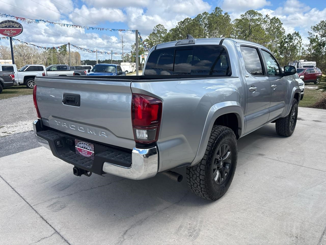 Toyota Tacoma SR5 Double Cab Long Bed V6 6AT 2WD 2022