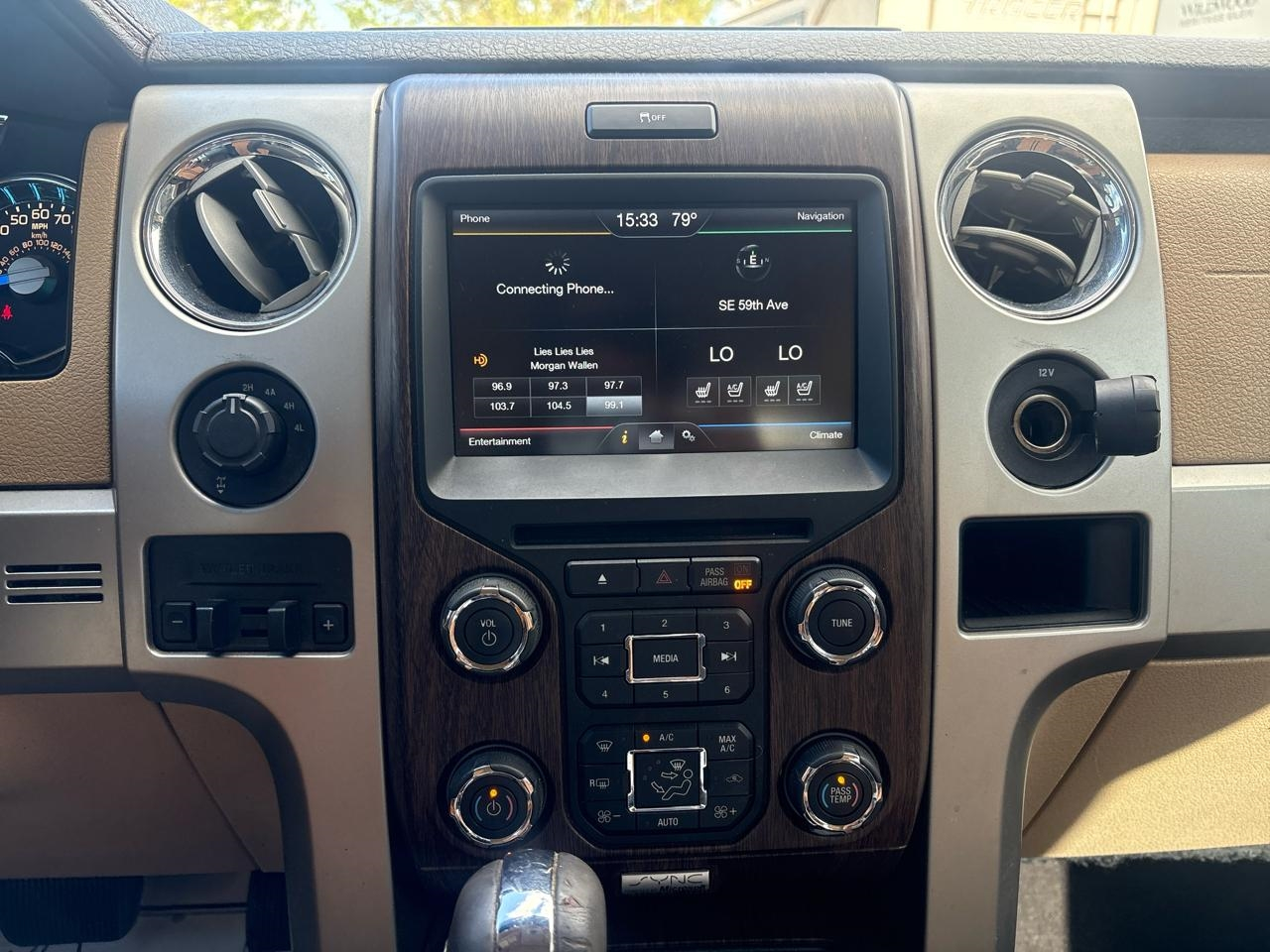 Ford F-150 Lariat SuperCrew 5.5-ft. Bed 4WD 2013