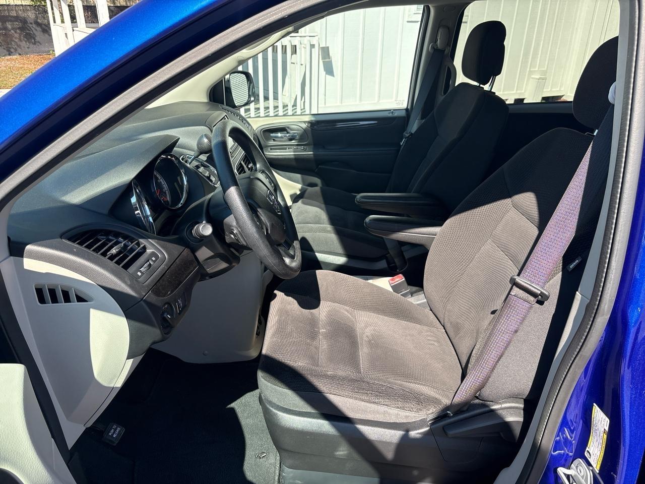 Dodge Grand Caravan SE 2018