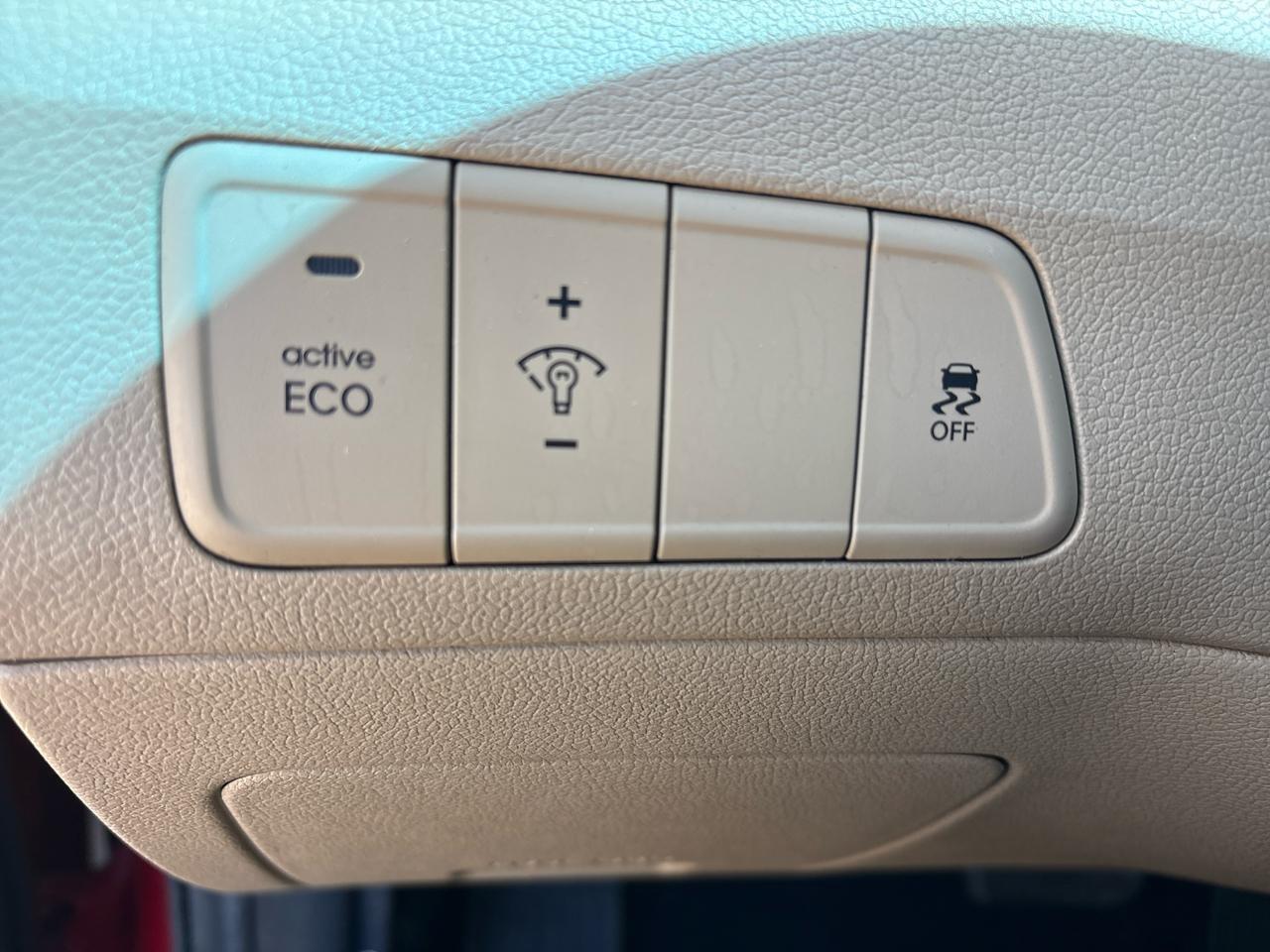 Hyundai Elantra Limited 2013