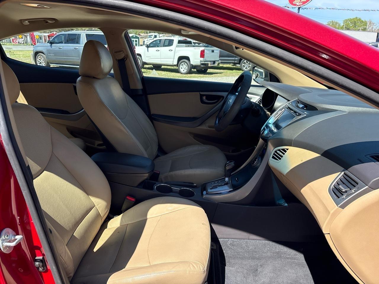 Hyundai Elantra Limited 2013