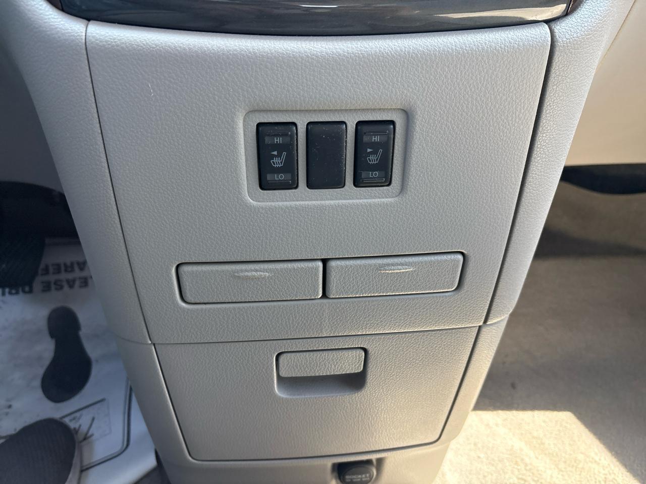 Nissan Quest SV 2015