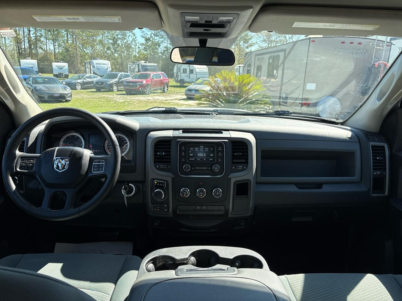 RAM 1500 Classic Tradesman Quad Cab 4WD 2019