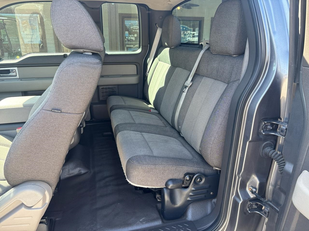 Ford F-150 XL SuperCab 8-ft. Bed 4WD 2010