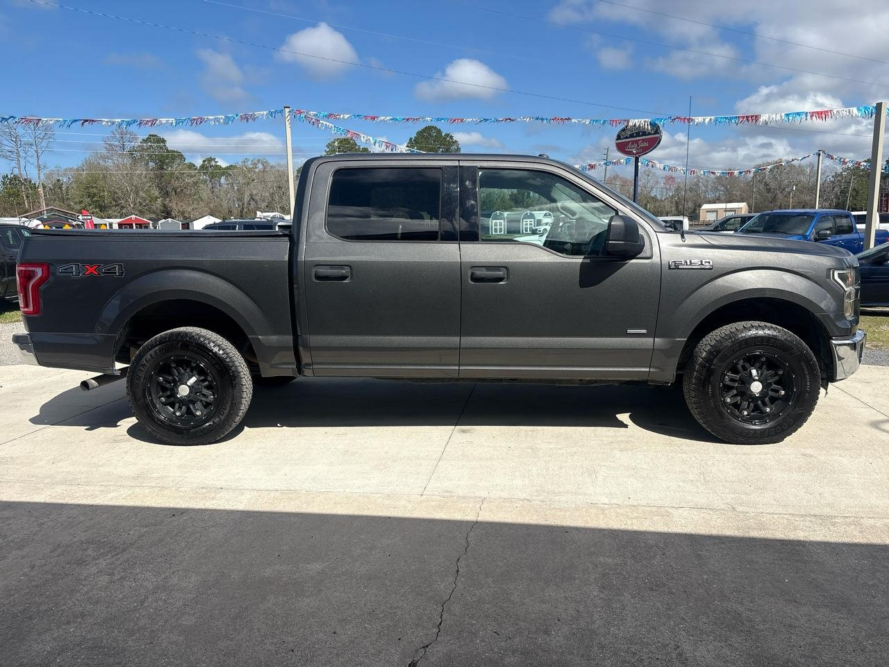 Ford F-150 XLT SuperCrew 5.5-ft. Bed 4WD 2016