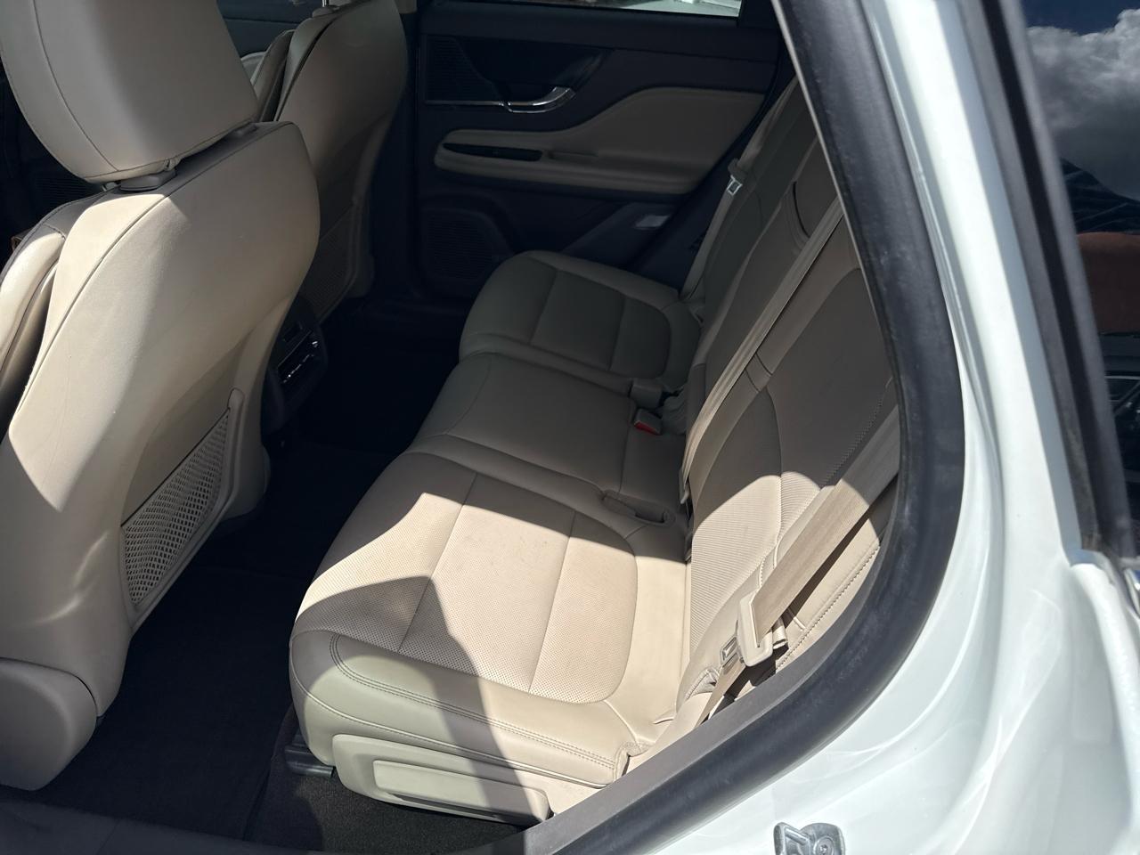 Lincoln Corsair Base 2021