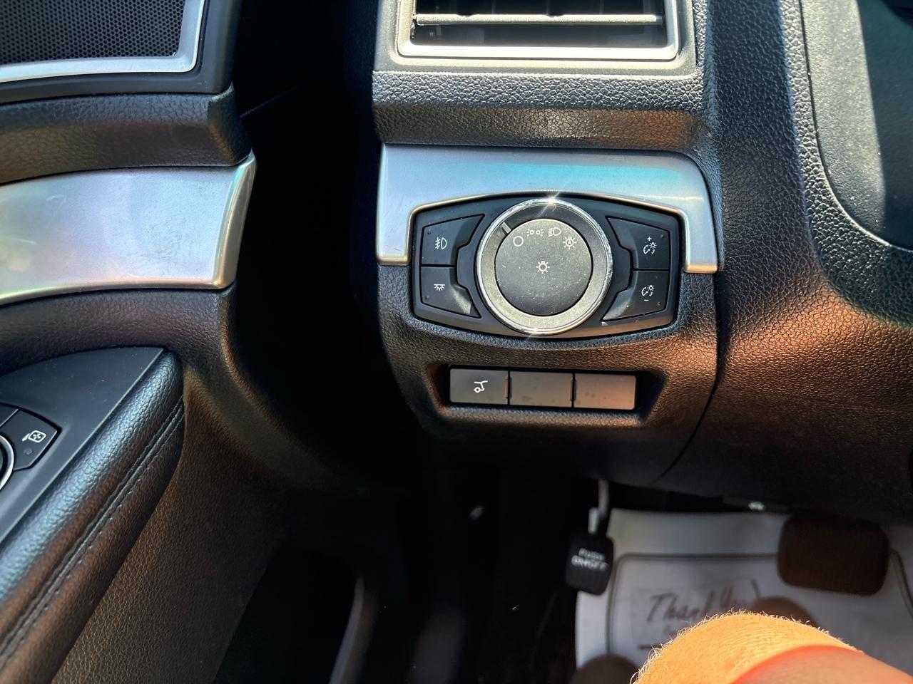 Ford Explorer XLT 4WD 2017