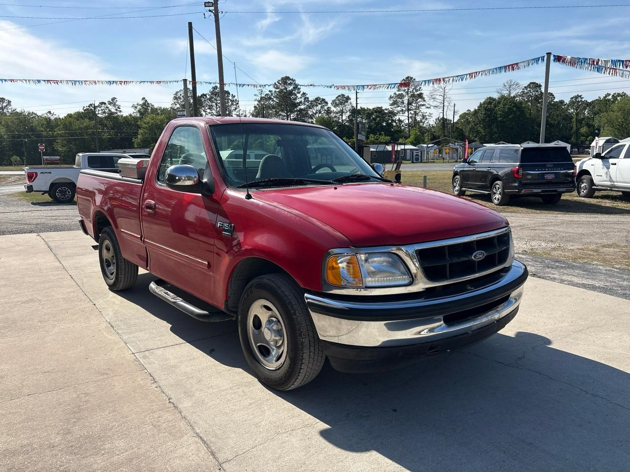 Ford F-150 XL Reg. Cab Long Bed 2WD 1998