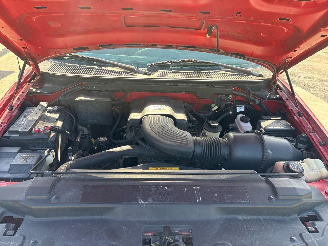 Ford F-150 XL Reg. Cab Long Bed 2WD 1998