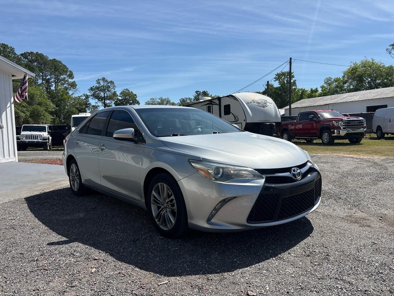 Toyota Camry SE 2016
