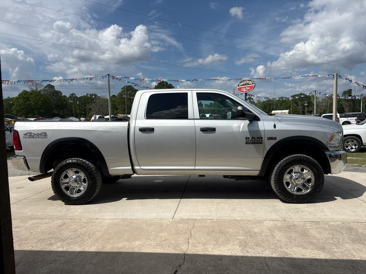 RAM 2500 Tradesman Crew Cab SWB 4WD 2018