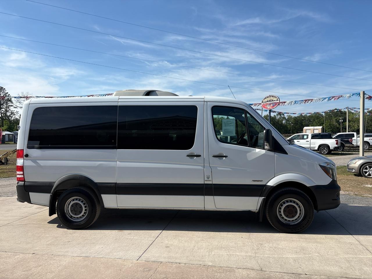 Mercedes-Benz Sprinter 2500 Passenger Van 144-in. WB 2016