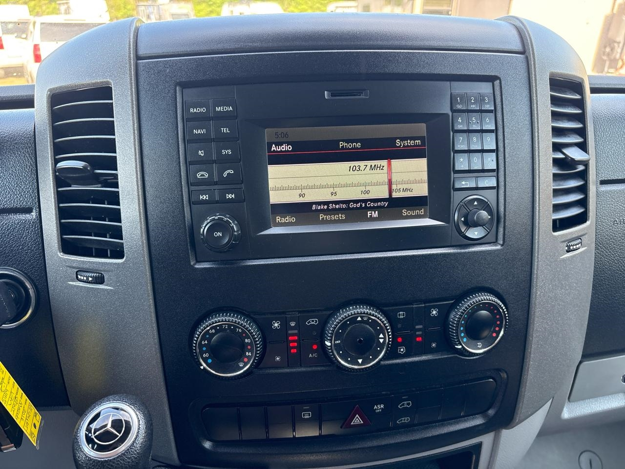 Mercedes-Benz Sprinter 2500 Passenger Van 144-in. WB 2016