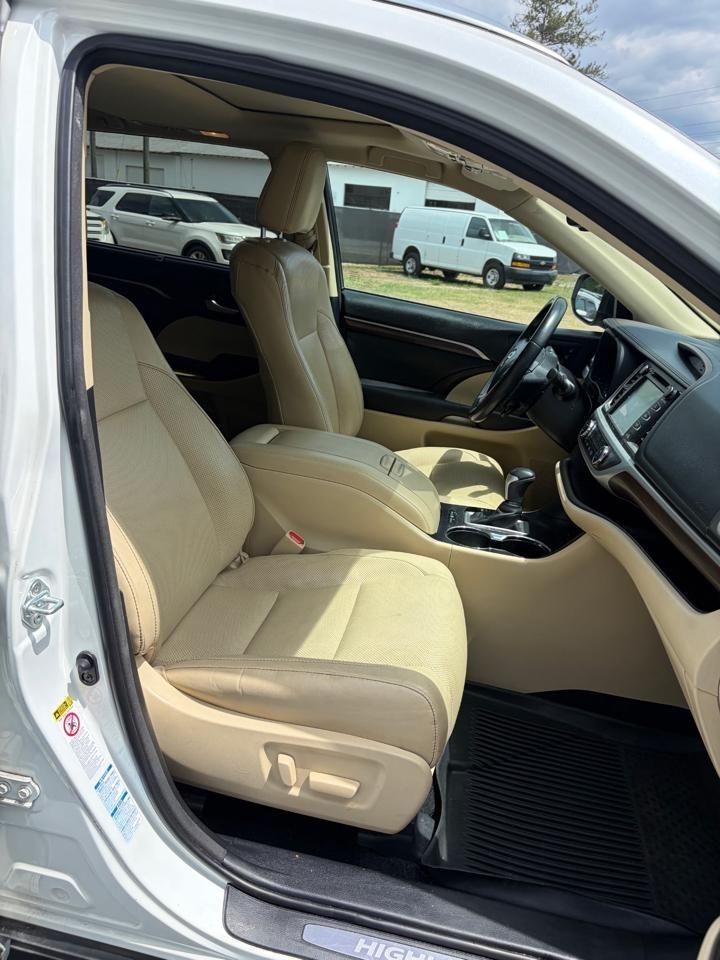 Toyota Highlander Limited AWD V6 2016