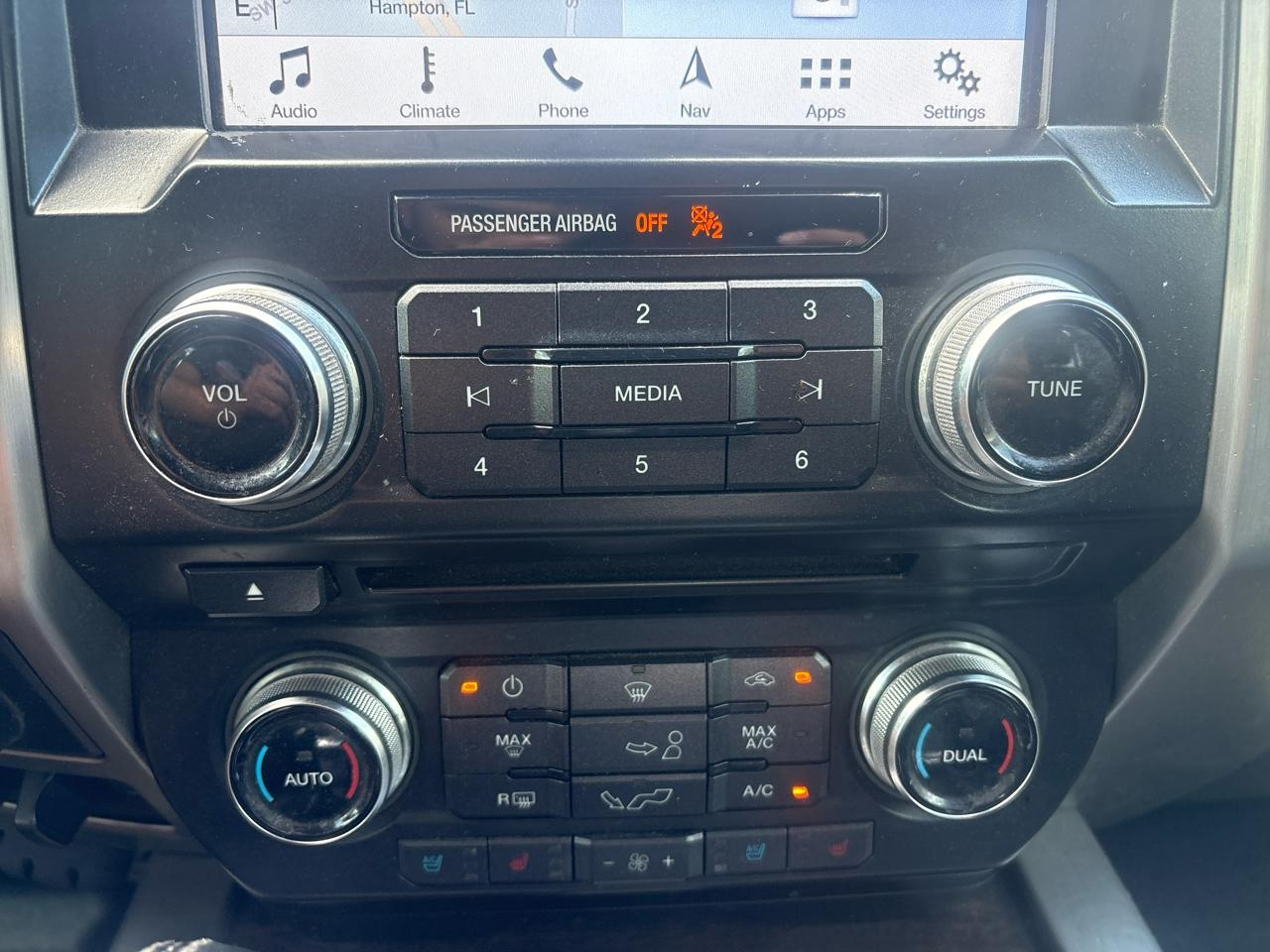 Ford F-150 Platinum SuperCrew 6.5-ft. Bed 4WD 2016