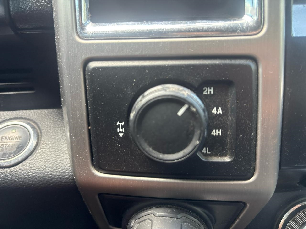 Ford F-150 Platinum SuperCrew 6.5-ft. Bed 4WD 2016