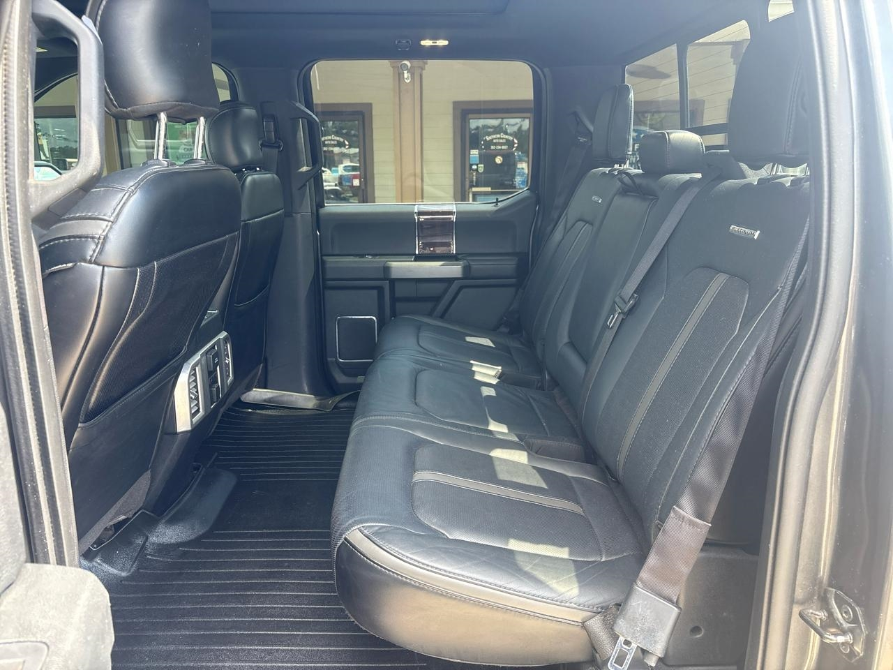Ford F-150 Platinum SuperCrew 6.5-ft. Bed 4WD 2016