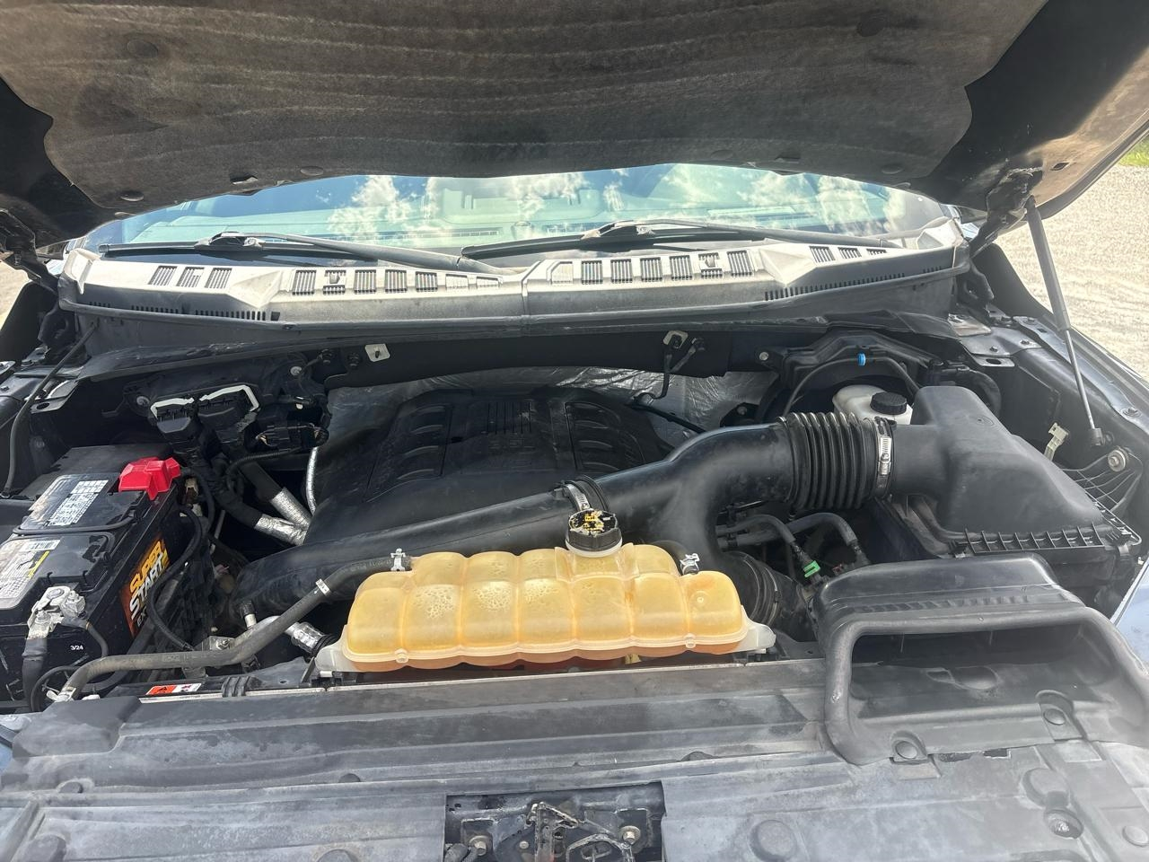 Ford F-150 Platinum SuperCrew 6.5-ft. Bed 4WD 2016