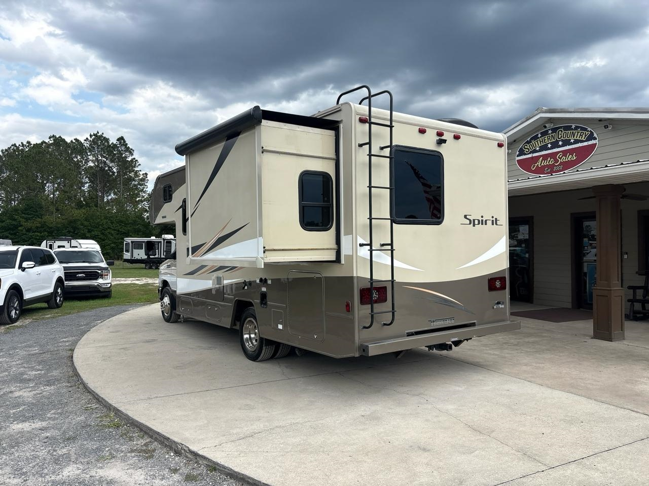 Ford Econoline E-350 Super Duty 2018
