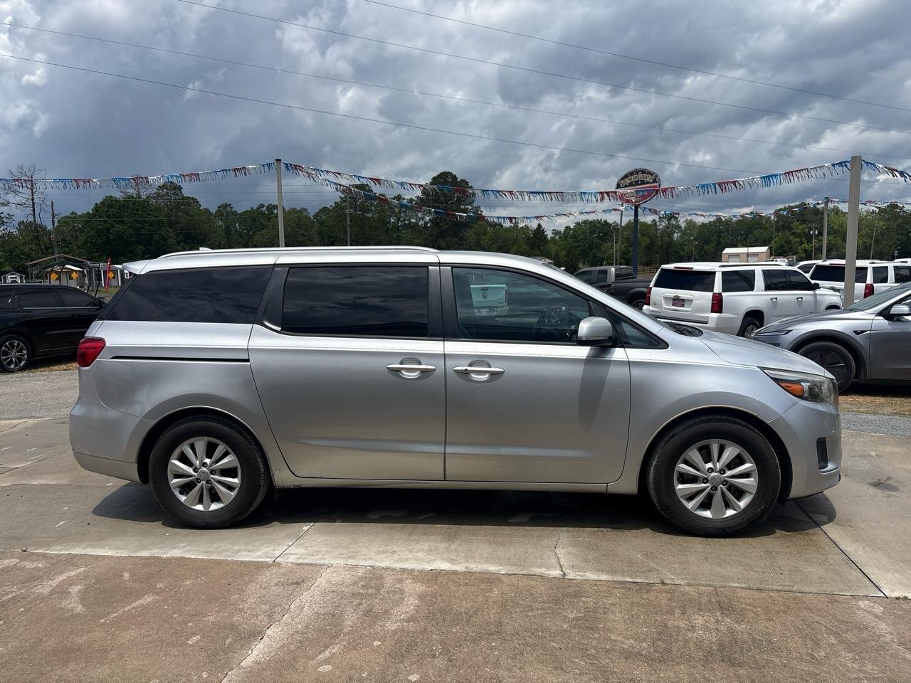 Kia Sedona LX 2017