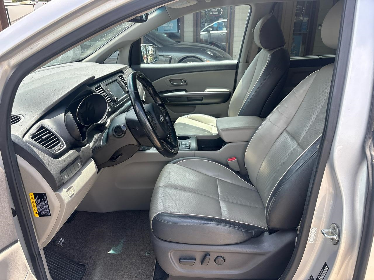 Kia Sedona LX 2017