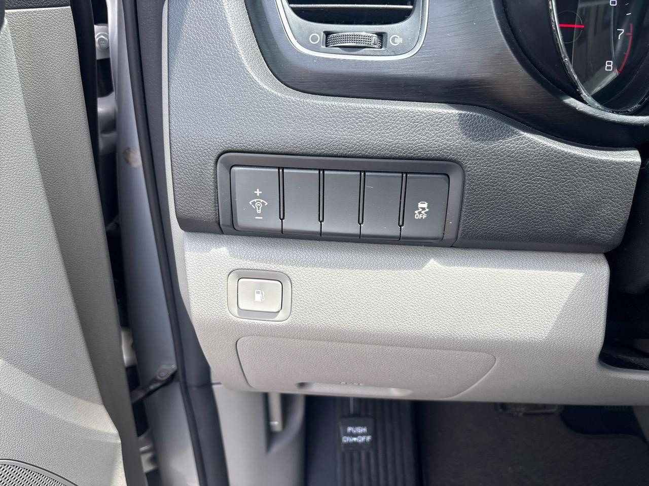 Kia Sedona LX 2017