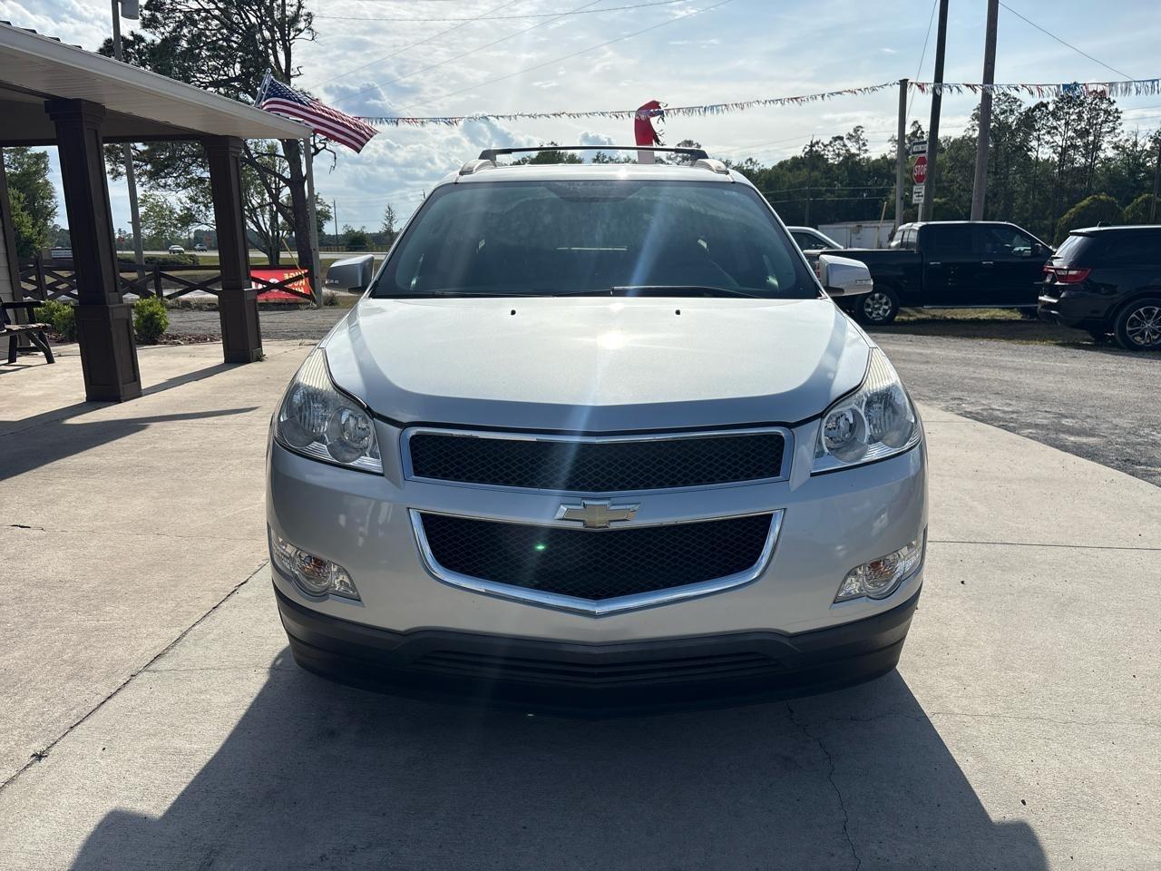 Chevrolet Traverse 2LT FWD 2011