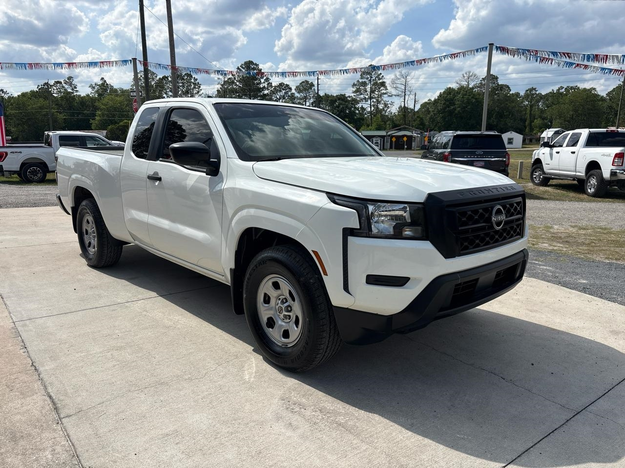Nissan Frontier S King Cab 2WD 2022